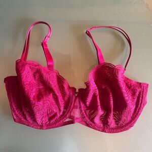 Beautiful Chantelle bra 34DDD (UK 34E) - color Ruby 💖